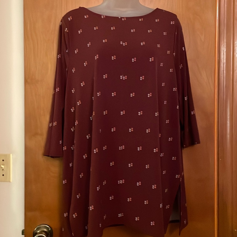 Alfani rust colored 3/4 sleeve tunic with middle seams on front and back